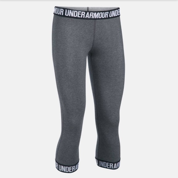 Under Armour Pants - Under Armour Grey Fitted Capri Workout Pants